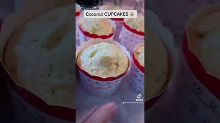 Coconut cupcakes 🧁 #coconutcakerecipe #cupcakes#kitchenhacks #cupcakesrecipe #coconutsweetrecipe