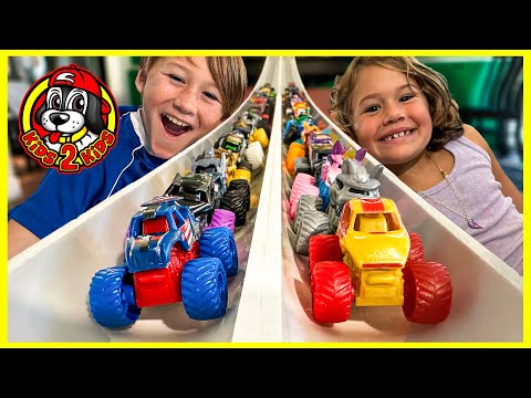 MONSTER JAM MINIS - Who is the Fastest MARVEL Monster Truck? (LONGEST DOWNHILL RACE)