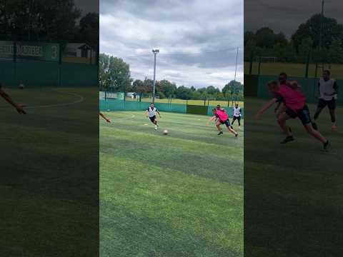 INSANE NUTMEG MOMENT #footballshorts #footballshorts #footballskills #nutmeg #soccertraining #futbol