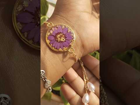 Purple Resin Bracelet🌷💜 #yoursuchana #resinart #shortsfeed #resinbracelet #resincrafts #diybracelets