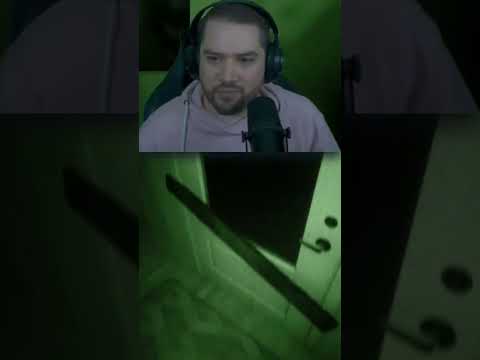 Christmas Jumpscare #gaming #horror #streamer #funny #jumpscare