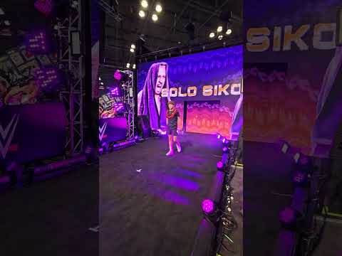 Solo Sikoa entrance at Fanatics Fest NYC 2024! #wwe #solosikoa #StagerBros