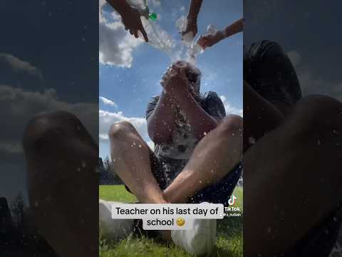 Teachers last day of school #teacher #teachers #school #summer #teacher #water #funny #summerholiday