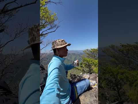 登山　山ご飯　しらたけ岩