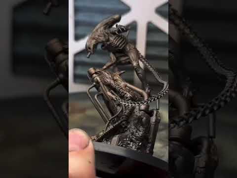 Speed painting an Aliens Xenomorph