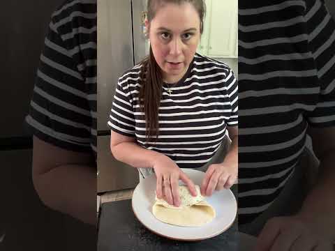 COOKING TIP: How to roll a burrito or wrap 🌯