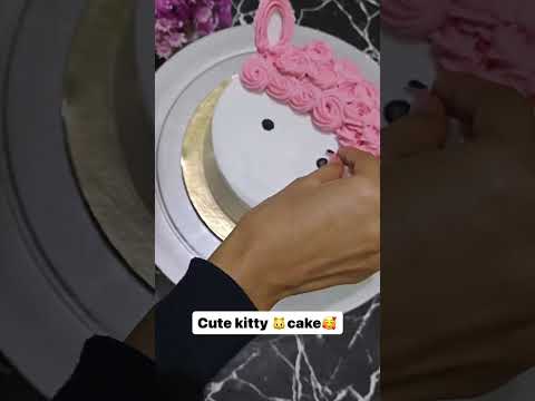 Kitty cartoon cake🐱 #reels #cake #Dreamycakehouse #cartooncake #cakelover #foodie