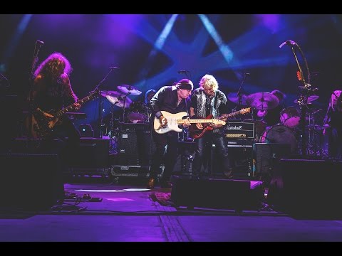 Joe Walsh Holmdel, NJ One Hell Of Night Tour Wrap