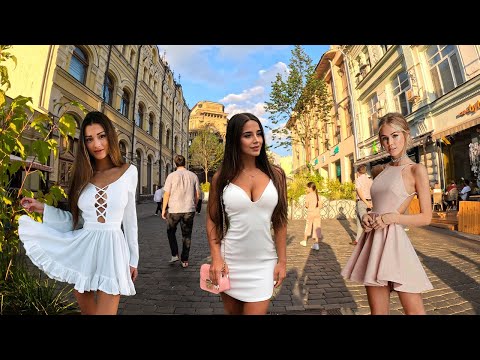 🔥Beautiful Russian WOMEN in the evening at a summer festival in the center of MOSCOW.