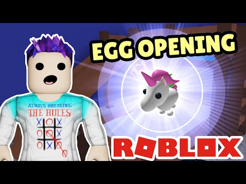 Opening ROYAL & AUSSIE EGGS in Adopt Me! (Roblox)