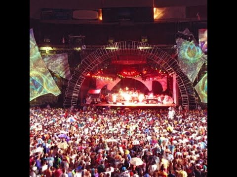 Grateful Dead [1080p HD Remaster] June 15, 1992, Giants Stadium - East Rutherford, NJ (Pro Shot)