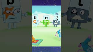 🦇 Let's Spell 'BAT' 🦇 | Learn to Spell | @officialalphablocks  #shorts