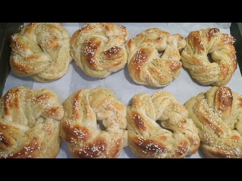 HOW TO MAKE MATCHA/GREEN TEA STREUSEL BREAD