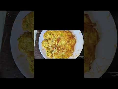 Egg omelette #egg #omelette #food #eggrecipe#omellette#healthyomelette #foodie #cooking#yt#viralfood