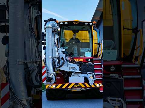 VREDO #vredododewaard #vredo #manure #tractor #tractor #agriculture #farming #lpgostharz #fyag