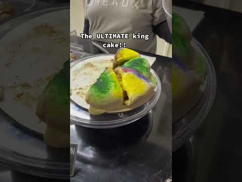 King Cake is the BEST king of cake! #kingcake #dessert #shorts