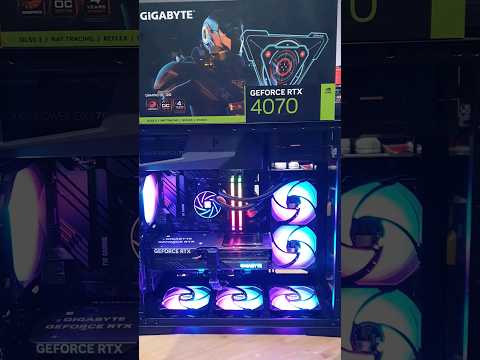 gigabyte gaming oc rtx 4070 12gb graphics card. quick look