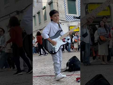 Hotel California- The Eagles #rockmusic #classic #iconic #cover #streetmusic #busking #practice #leo