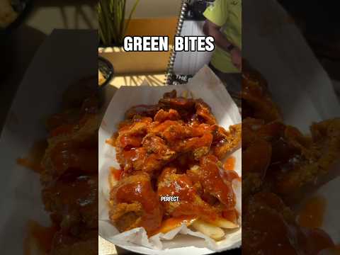 👀Unbelievable! Vegan Harold’s Chicken?! Cousinn Vinnie Tries Oyster Mushrooms at Green Bites