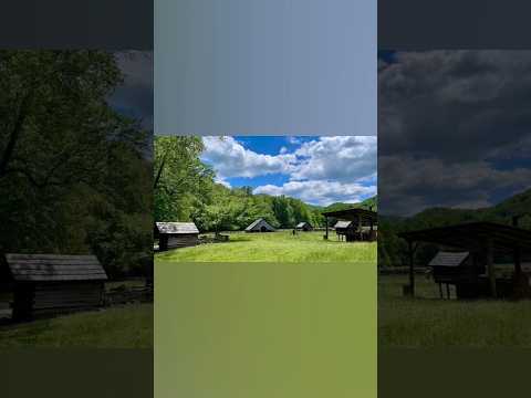 Mountain Farm Museum located next to the Oconaluftee Visitor Center in the Great Smoky Mountains NP.