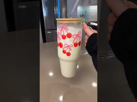 my new emotional support cup🍒🎀 #lemonade #recipe #recipeoftheday #recipeshorts #recipevideo