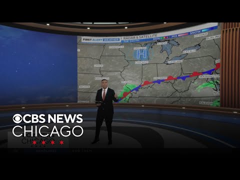 Drizzle, light rain coming in Chicago on Christmas Day