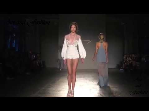 Runway Fashion   Artistic Expression 3