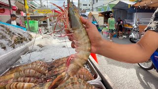 1 FOOT TIGER PRAWNS In Thailand - Thai Street Food 🇹🇭