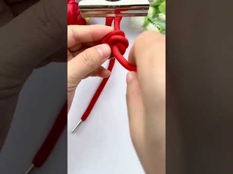 Red roses on sweatshirts Sweatshirt rope knotting Fancy knotting Rope braiding tutorial Rope tyi