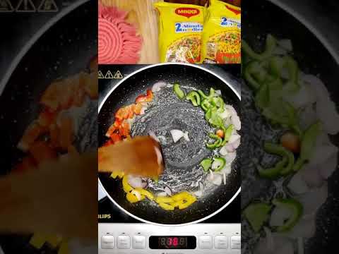 Schezwan Paneer Maggi | Innovative Maggi Recipe | Chilly Paneer Maggi Recipe | Jhatpat Snack Recipe