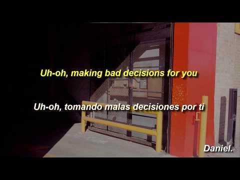 The Strokes - Bad Decisions (Lyrics / Sub Español)