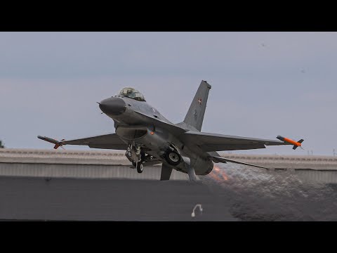 DANISH F-16 DOMINATING DISPLAY OVER FARNBOROUGH AIRSHOW 2024 - 4K