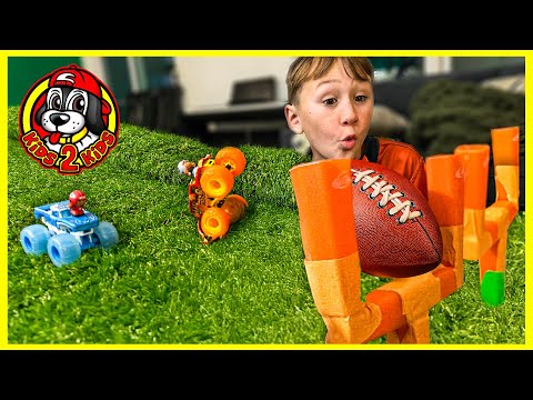 Monster Jam FIRE & ICE 🏈 Monster Truck Football NFL PLAYOFFS (NFL TeenyMates)