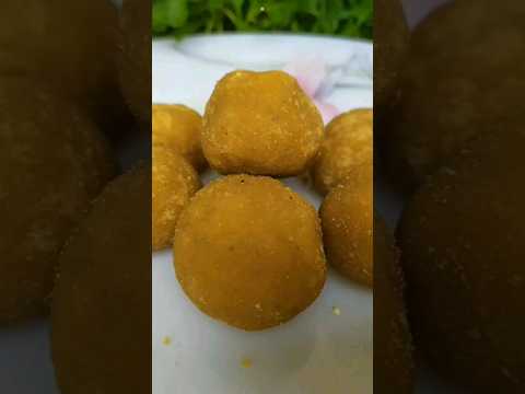 Besan Laddu #besanladdu #besanladdoo #laddu #sweet  #senagapindi #shorts #trendingshorts #ladoo