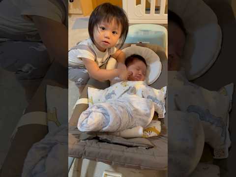 Brother sister #siblings #babyvlog #kacau