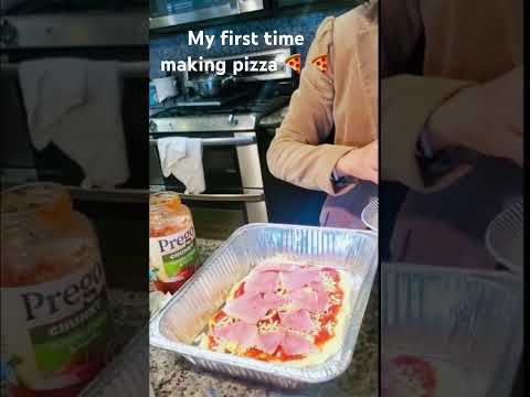 happy hour：My first time making pizza 🍕#vlog #shorts