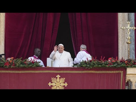 Pope Francis on Christmas Day urges 'to silence the sound of arms'