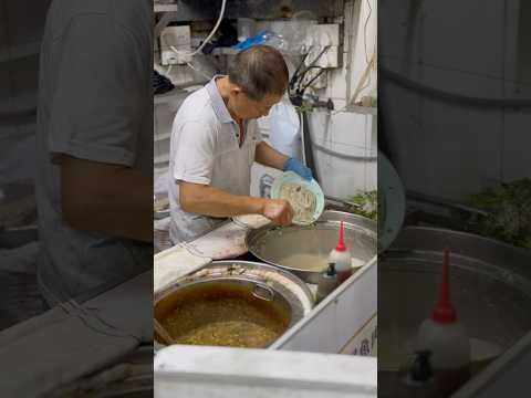 Yuen Long Famous Street Food - Imitation Shark Fin Soup with Fish Meat 元朗街坊名物 - 朗屏魚肉翅車仔檔 #streetfood