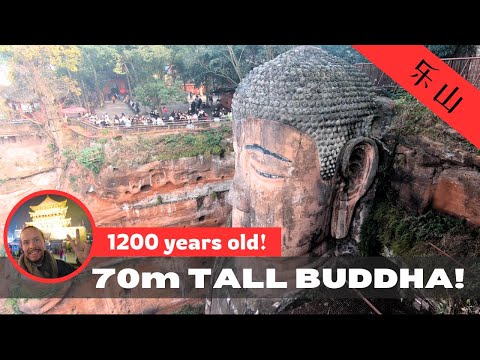 1200-YEAR OLD, 71M TALL BUDDHA! - Leshan, Sichuan, China.