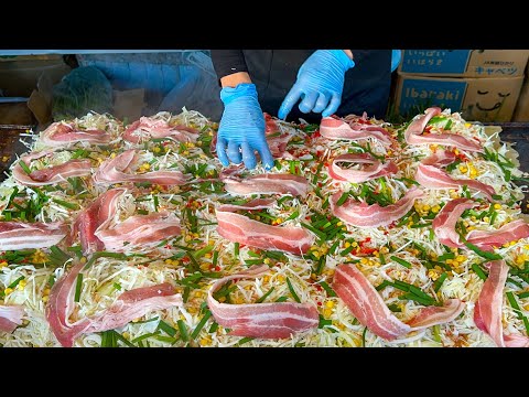 japanese street food - okonomiyaki お好み焼き