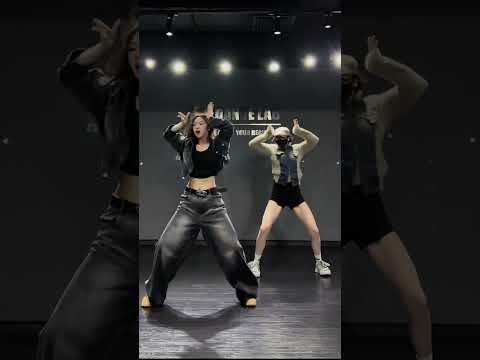 (G)I-DLE) - 'I Want That' dance cover cute girls 01 #shorts #dance #GIDLE #GIDLE_IWantThat