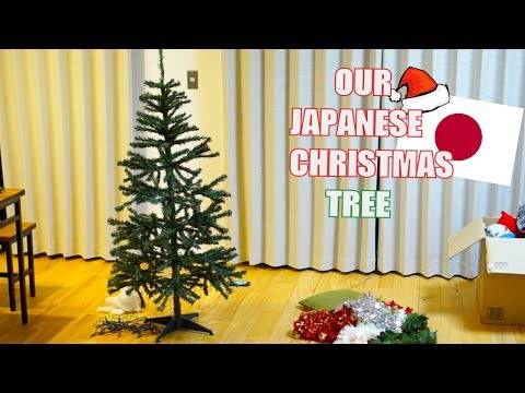 Decorating My Japanese Christmas Tree