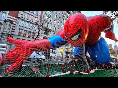 Macy's Thanksgiving Day Parade Balloon Inflation 2024 NYC LIVE 🎈 Thanksgiving 2024 New York City