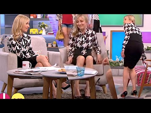 Fiona Phillips | Black and White Blouse + Amazing Legs!