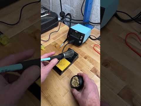 Cleaning your soldering iron