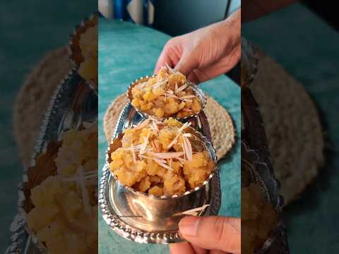 Instant Moong Dal Halwa Recipe | Yashaswi's Kitchen #shorts #recipe #halwa