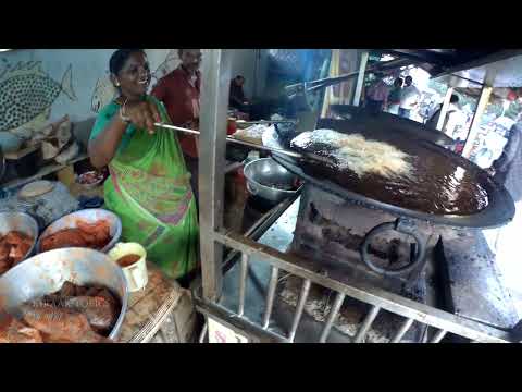 Exploring the Best Street Food in Hyderabad [ Famous Fish Fry ]