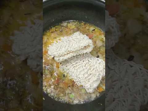 #maggi #foodie #yummy #breakfast #easyreceipe #2min recepie #foodoholic #viral #ytshorts