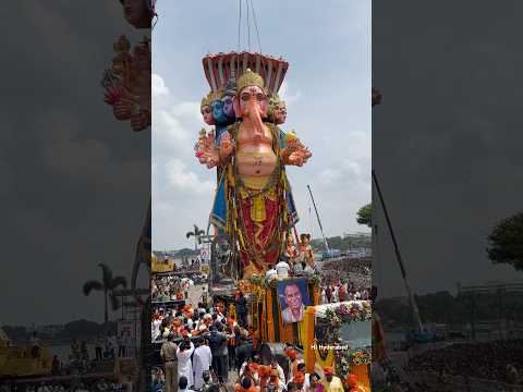 Heavy Crowd At Khairatabad Ganesh Nimajjanam 2024 #ytshorts #youtubeshorts #ganeshnimarjanam