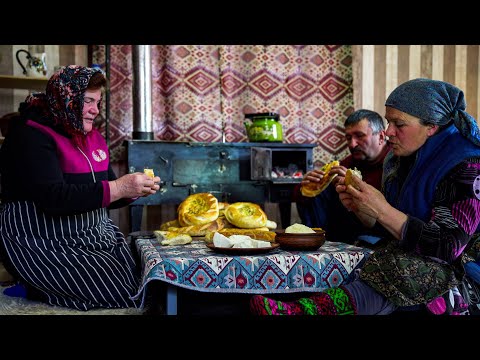 🔥 Wood Fired Oven Bread: A Traditional Village Recipe 🍞🏡